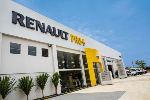 Renault_Pro_Mais