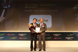 20131106_Hankook-Selected-for-Dow-Jones-Sustainability-Index_Lee_Baldinger_1_lr