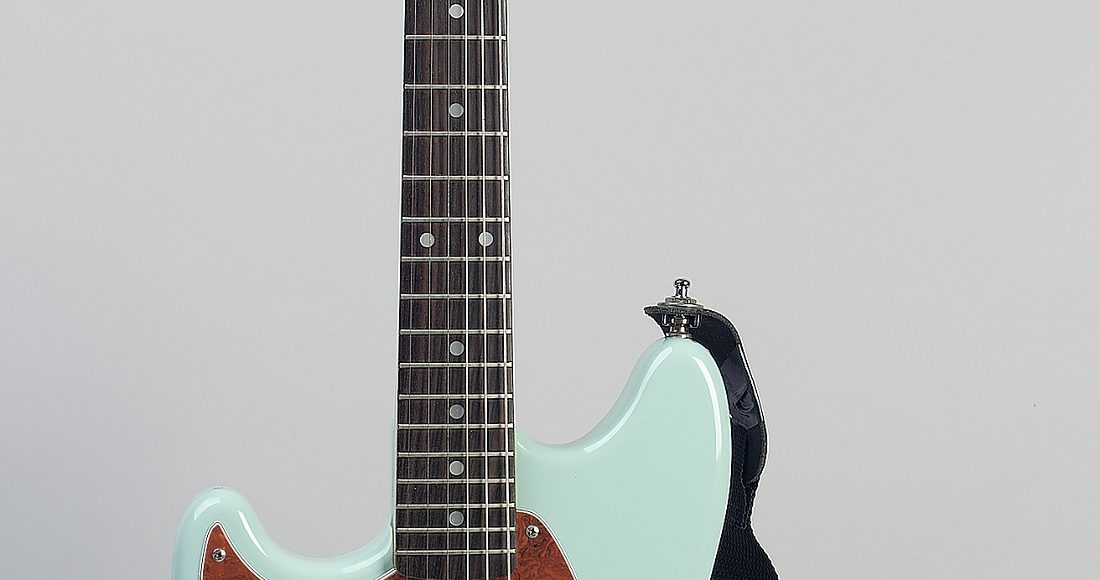 Guitarra sonic blue Fender